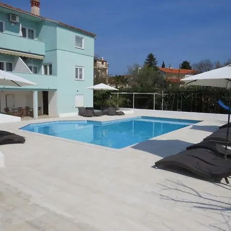 Resindenz Benni 7 Mit Beheiztem Grossem Pool Apartment