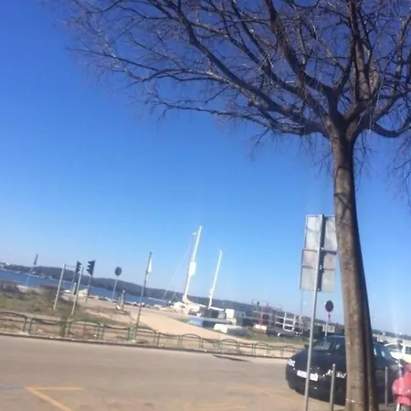 Resindenz Benni 7 Mit Beheiztem Grossem Pool Apartment Medulin